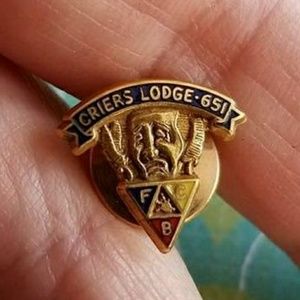 Vintage Criers Lodge 651 Knights of Pythias tack pin lapel